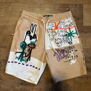 Men's Rebel Minds Shorts Size L Beige Graphic Print